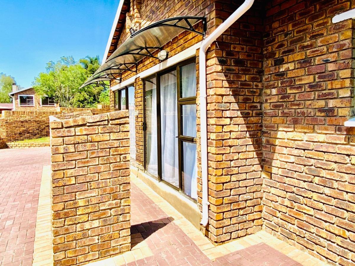 C&C Hotel Vibes Randpark Ridge Jhb 14 Units Available Randburg Extérieur photo